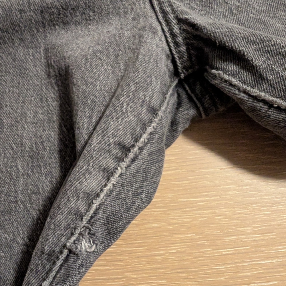 Levi's Women's Grey Straight Leg Wedgie Jeans Size 31 - Picture 8 of 8